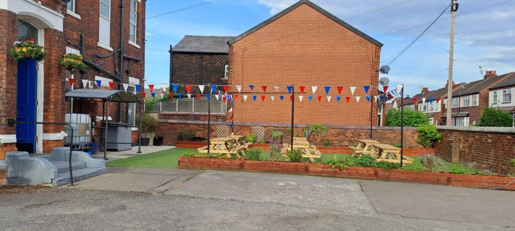 Garden side